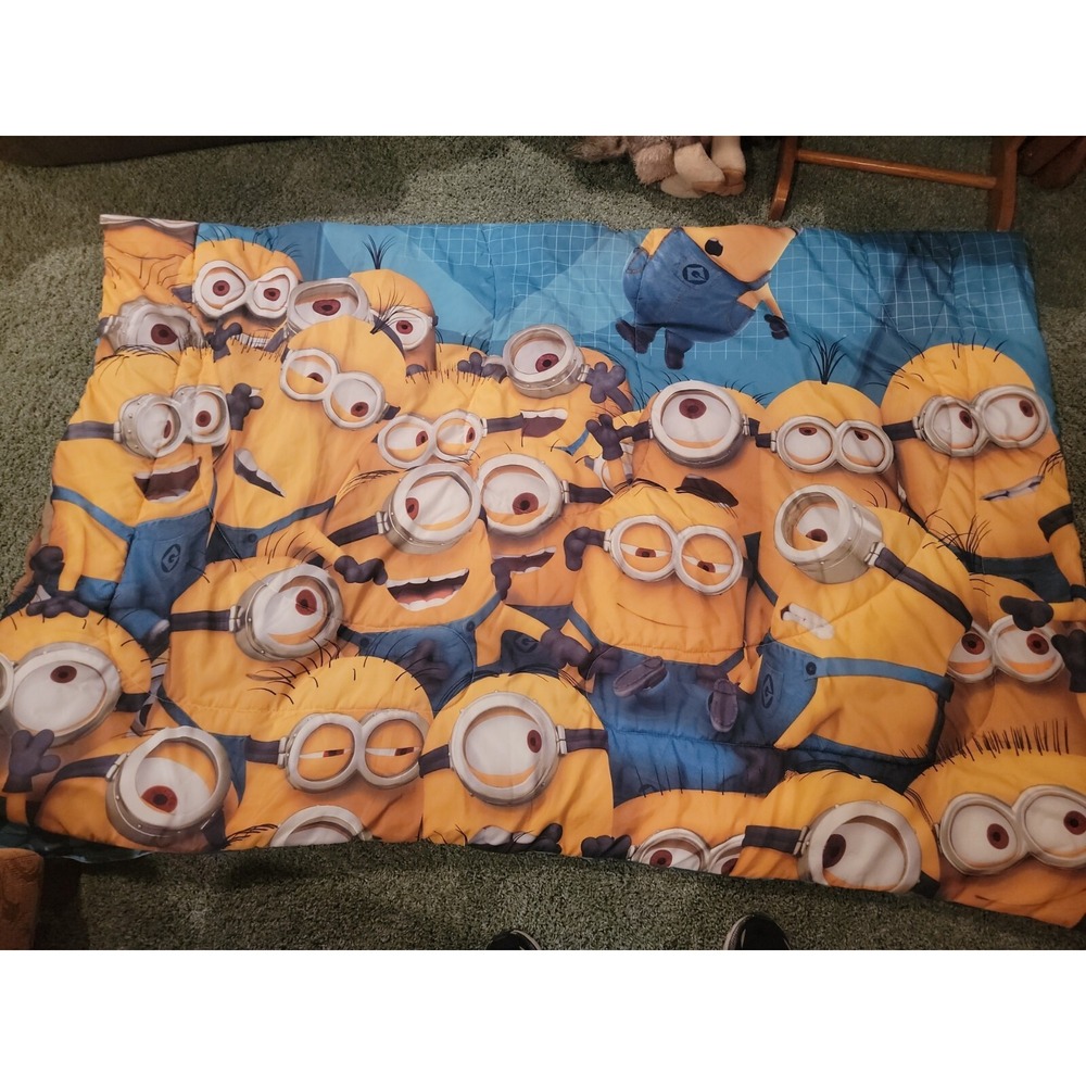 Universal Studios 2014 Despicable Me Digital Minions Twin Comforter Reversable